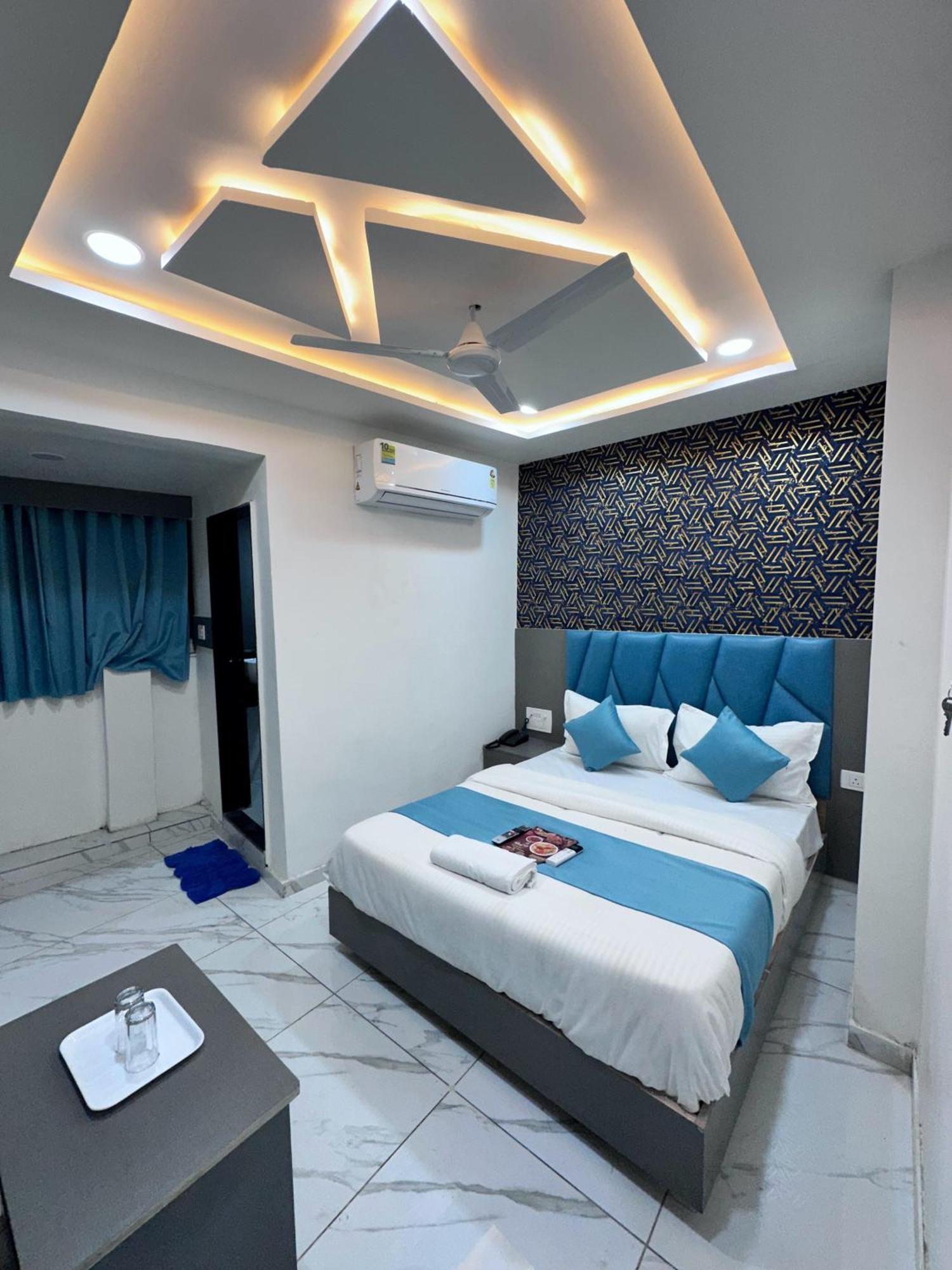 Hotel The Pacific Ahmedabad Airport Luaran gambar